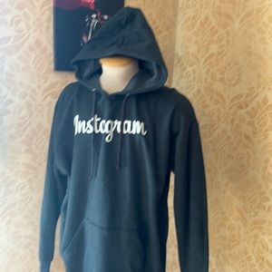 Pullover hoodie (unisex) size xL says instagram